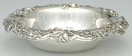 16346 (Sterling, Hollowware) 9" Round Vegetable Bowl