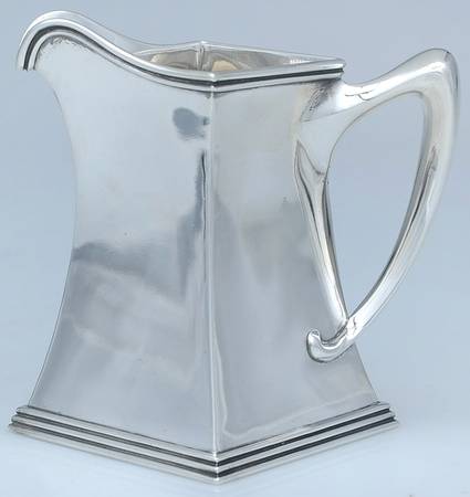 7630 (Sterling, Hollowware) Creamer