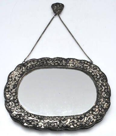 Harem Mirrors (Silverplate, Hollowware) 10" Oval Harem Mirror