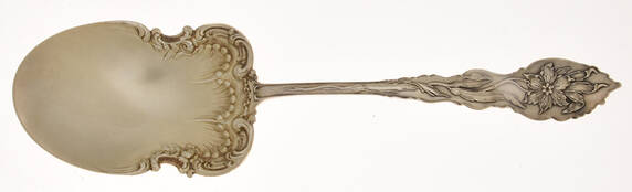 Narcissus (Sterling, 1890, No Monograms) Oversize Solid Salad Serving Spoon