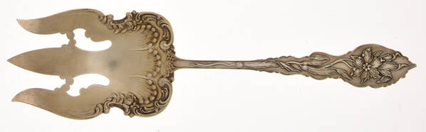 Narcissus (Sterling, 1890, No Monograms) Oversize Solid Salad Servng Fork