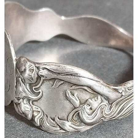 Secret of The Flowers (Sterling, 1904) Sterling Napkin Ring