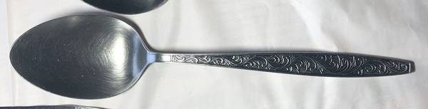 UNF262 (Stainless) Place/Oval Soup Spoon