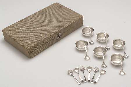 Sterling Hollowware 6 Open Salts W/12 Indiviual Spoons