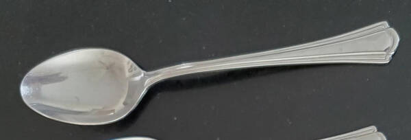 UNF477 (Stainless) Place/Oval Soup Spoon