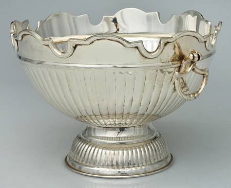 Silverplate Hollowware 8" Centerpiece/Fruit Stand