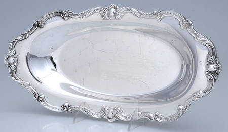 Silverplate Hollowware 14" Bread Tray