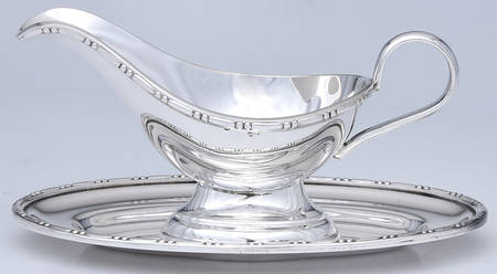Silverplate Hollowware Plated Gravy Boat with Attached Underplate