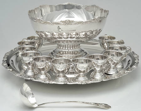 Silverplate Hollowware 15 Pc Punch Set (Bowl,12 Cup,Tray,Ladle)