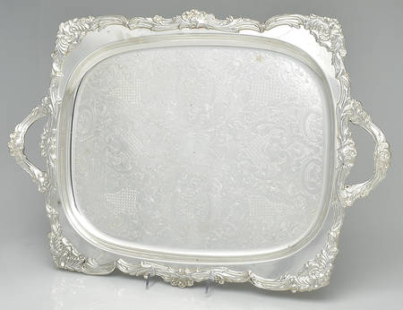 Silverplate Hollowware Medium Footed Meat Platter with Well