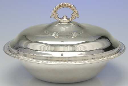 Silverplate Hollowware Round Covered Vegetable Bowl