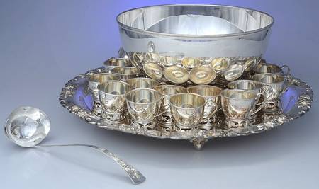 Silverplate Hollowware 27 Pc Punch Set (Bowl,24 Cup,Tray,Ladle)