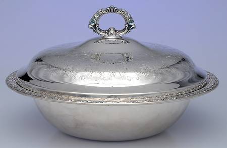 Silverplate Hollowware 1.5 Qt Round Glass Casserole