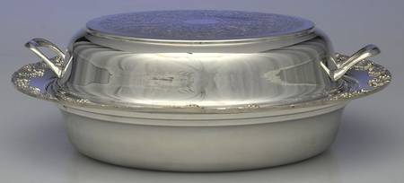 Silverplate Hollowware Round Covered Vegetable Bowl
