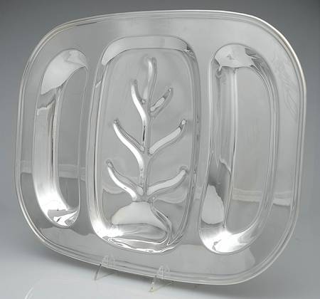 Silverplate Hollowware 18" Meat Platter with Well