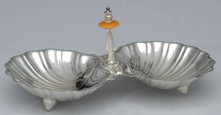 Silverplate Hollowware 4 Toed Divided Shell Shape Bon Bon
