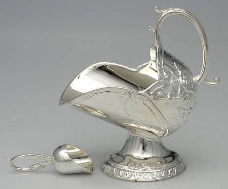 Silverplate Hollowware Sugar Scuttle (Includes Small Scoop)