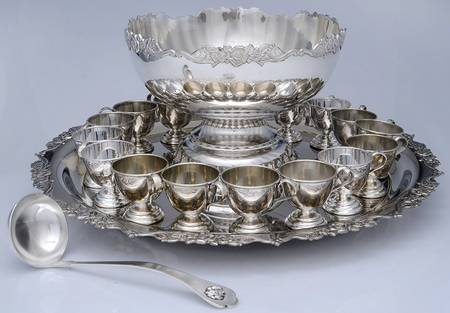 Silverplate Hollowware 27 Pc Punch Set (Bowl,24 Cup,Tray,Ladle)