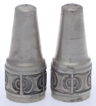Pewter Hollowware Salt and Pepper Set