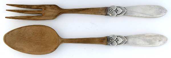 Sterling Flatware Wooden Bowl 2 Piece Salad Set