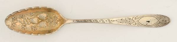 Silverplate Flatware Solid Shell Berry/Casserole Spoon