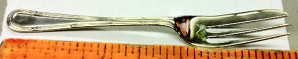 UNF587 (Silverplate) Pastry Fork