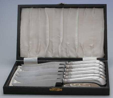England Silverplate Flatware (Box Set of 6) Individual Steak Knives