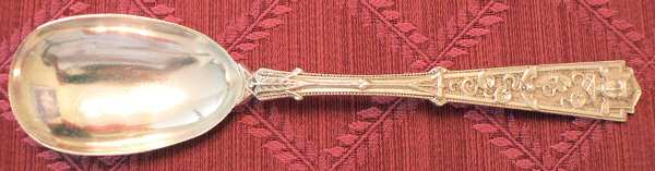 UNF930 (Sterling) Solid Smooth Casserole Spoon