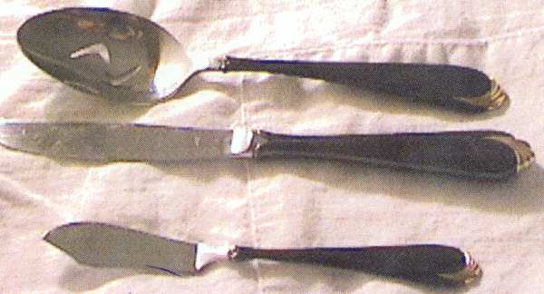 UNF1081 (Silverplate) Pierced Tablespoon (Serving Spoon)