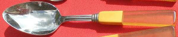 UNF1382 (Stainless) Place/Oval Soup Spoon