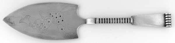 UNF2092 (Silverplate) Small Solid Pierced Fish Server