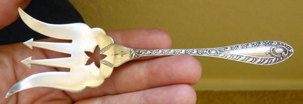 UNF1506 (Sterling) Small Bright Cut Chipped Beef Fork