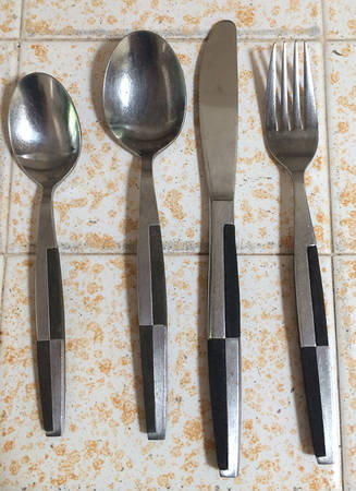 UNF2200 (Stainless) Place/Oval Soup Spoon