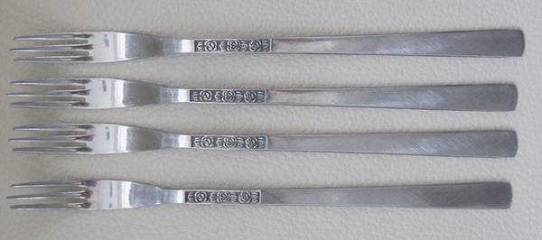 UNF2246 (Stainless) Short Handle Pickle/Olive Fork