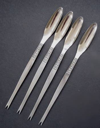 UNF2246 (Stainless) Lobster Pick