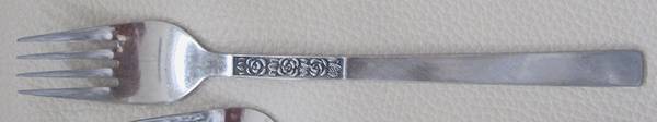 UNF2246 (Stainless) by Unknown Mfg Silver