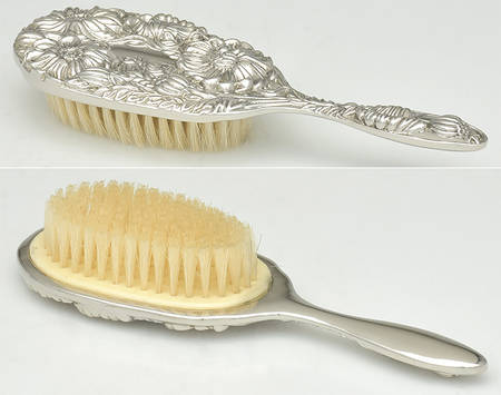 UNH29 (Silverplate, Hollowware) Hair Brush