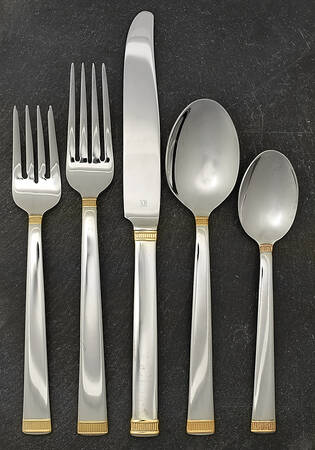 Gold Chime (Stainless, Gold Accent) 5 Piece Place Setting
