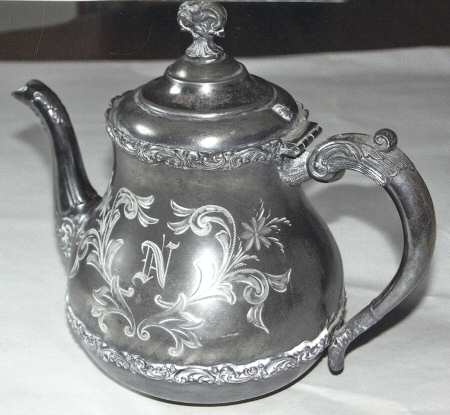 465 (Silverplate, Hollowware) Teapot
