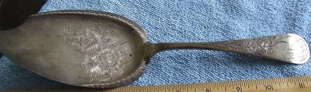 VNS14 (Sterling) Large Solid Ice Cream Server, Bright Cut