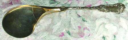 Daisy No. 7 (Sterling, 1880) Solid Fried Oyster Server