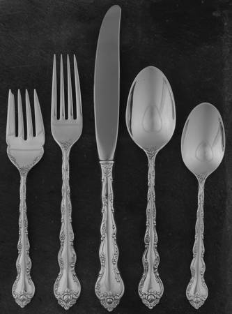 Abbey Rose (Silverplate, 1981) 5 Piece Place Setting