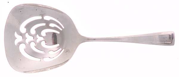 Cabot (Sterling, 1917) Solid Bon Bon Spoon