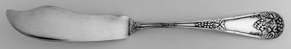 Grape (Silverplate, 1910) Flat Handle Master Butter Knife