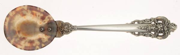 Grande Baroque (Sterling, 1941) Sterling Handle Shell Bowl Caviar Spoon CM