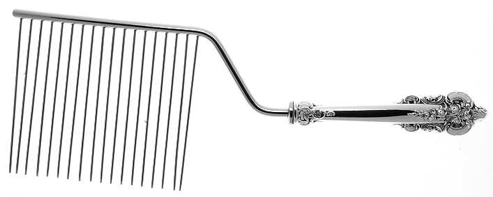 Grande Baroque (Sterling, 1941) Cake Breaker with Silverplate Prongs