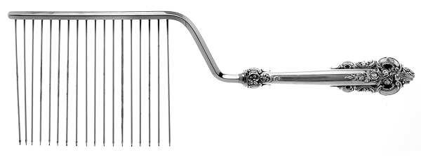 Grande Baroque (Sterling, 1941) Cake Breaker with Silverplate Prongs