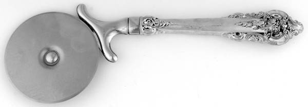 Grande Baroque (Sterling, 1941) Pizza Cutter with Stainless Blade