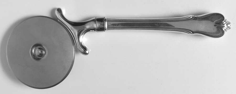 Grand Colonial (Sterling, 1942, No Monos) Pizza Cutter with Stainless Blade