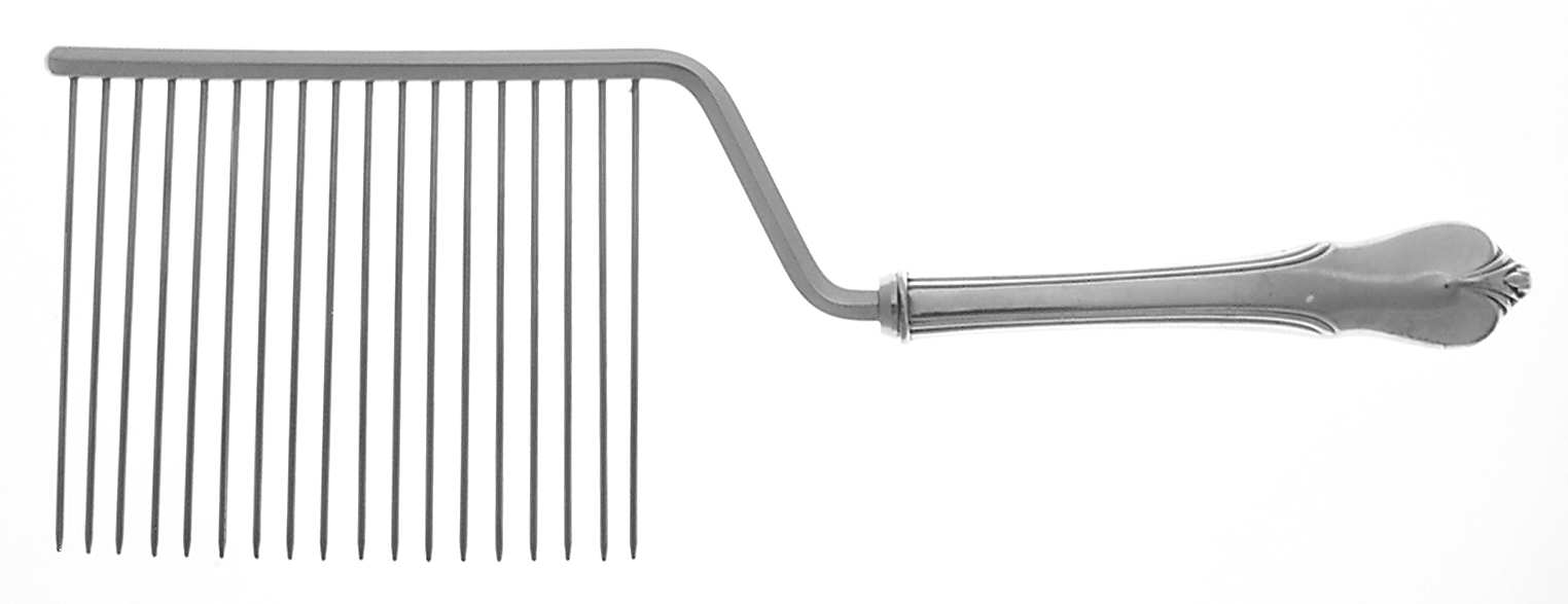 Grand Colonial (Sterling, 1942, No Monos) Cake Breaker with Silverplate Prongs